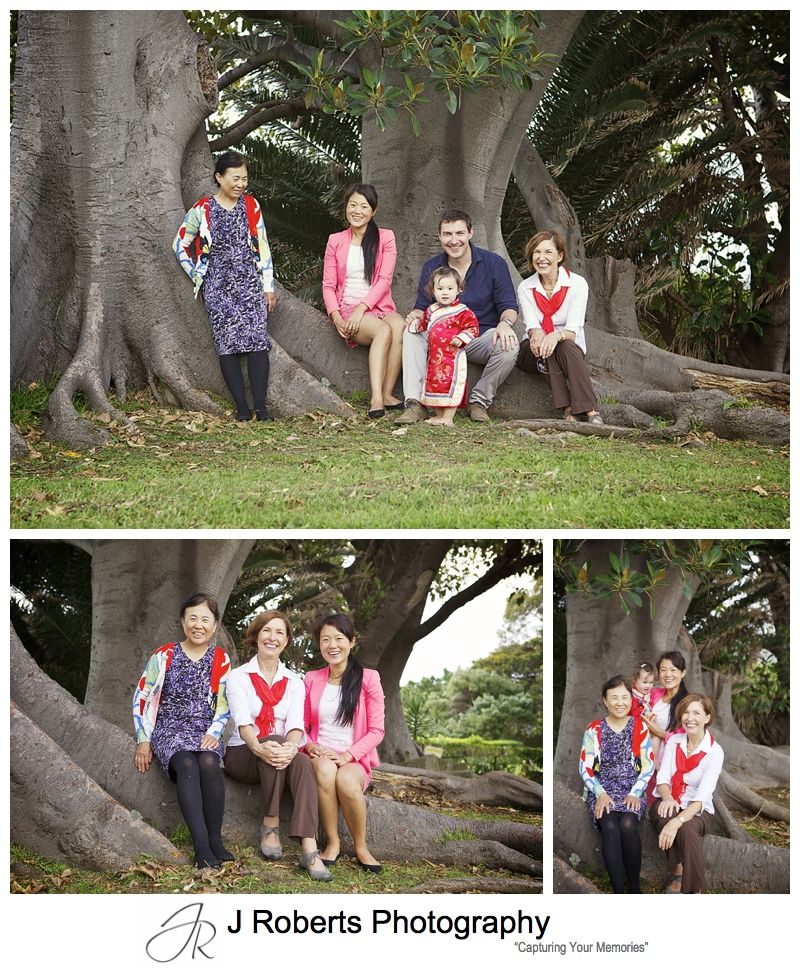 Extended family portrait for mothers day at blues point reserve - sydney family portrait photographer